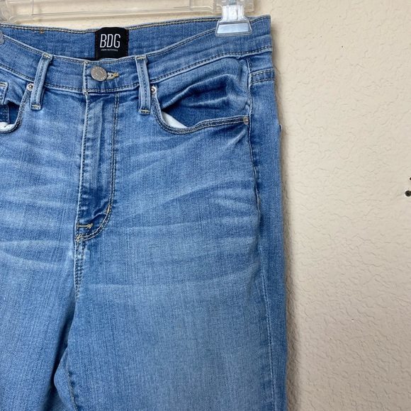 BDG Twig High Rise Light Wash Skinny Cotton Blend Jeans Size 29” - Picture 4 of 15